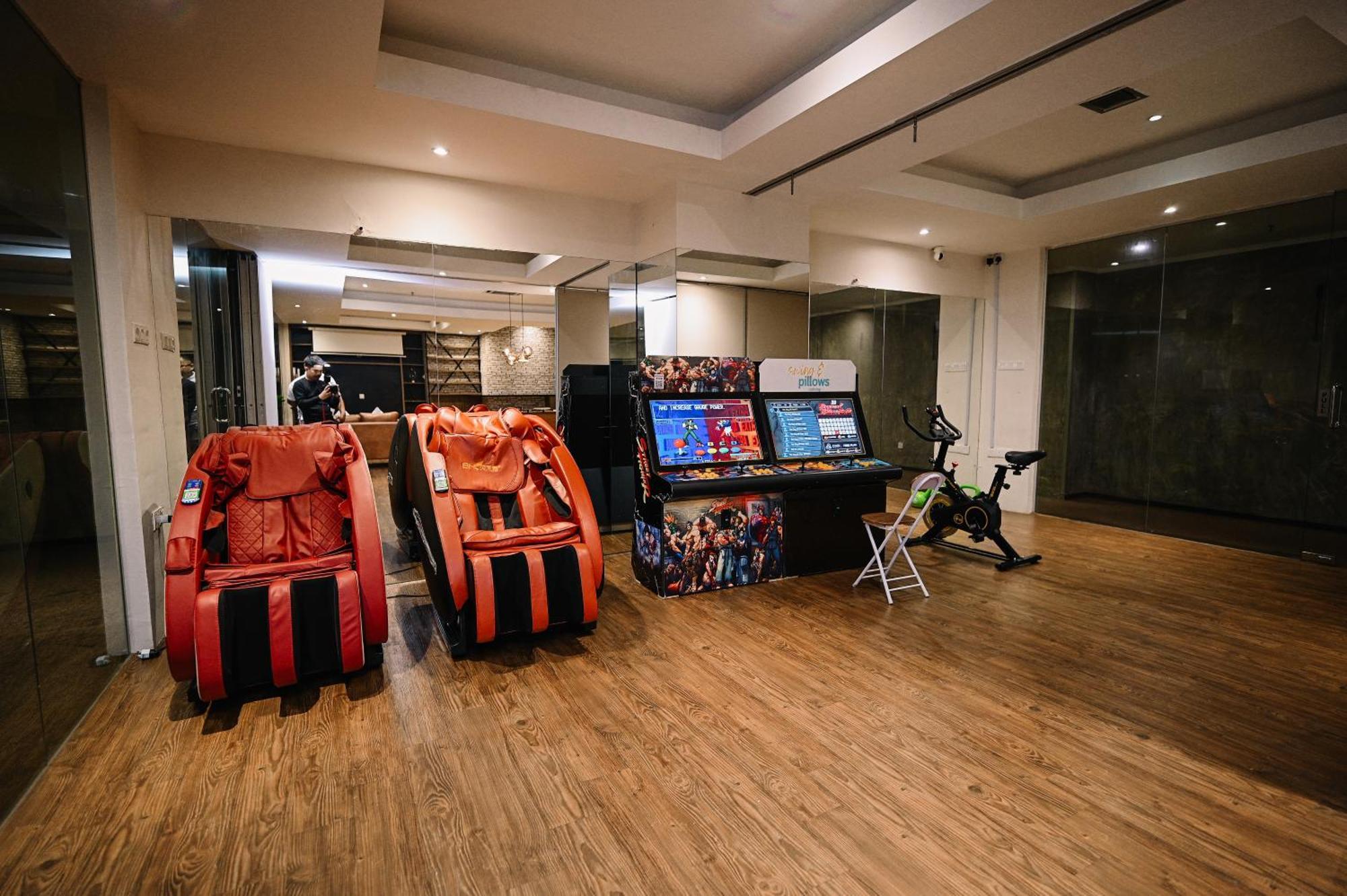 Hotel Kingston 4, Trx