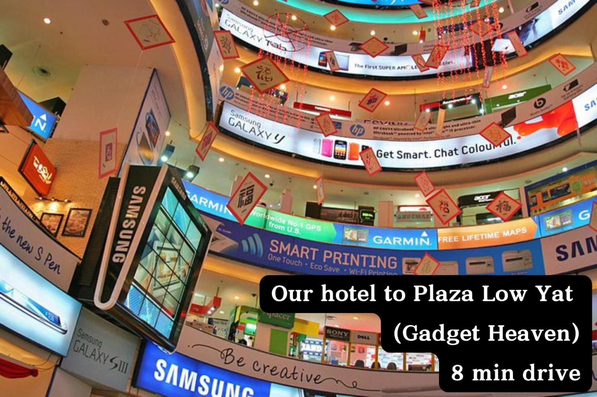 Kingston 4, Trx Hotel 2*